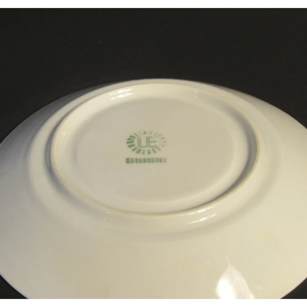 Upsala-Ekeby Karlskrona Sweden Saucer Mid-Century Modern Floral Daisy 6 inch